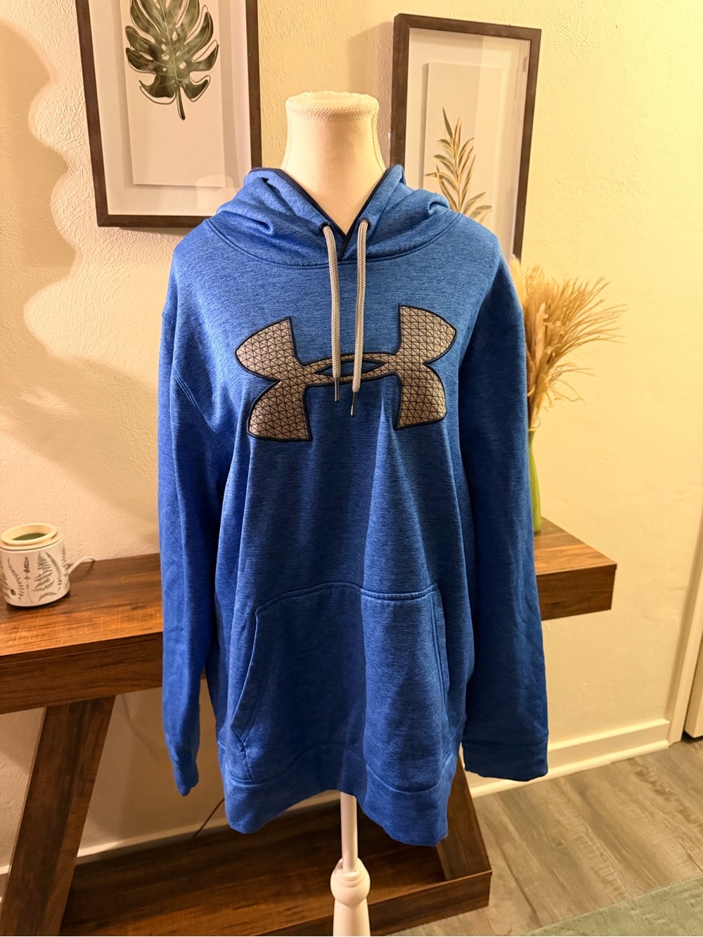 Under Armour Men’s Blue Pullover Hoodie Big Logo Athletic Gym Sweatshirt Size L